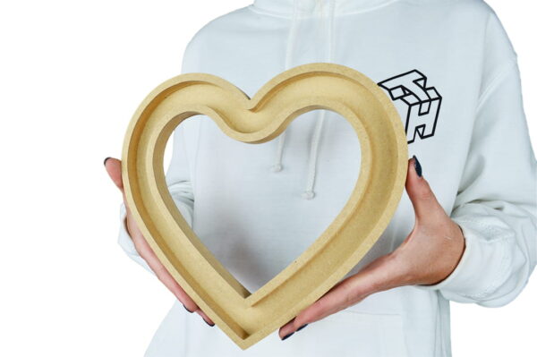 Hollow Heart (Traditional) 18mm Fillable - Image 2